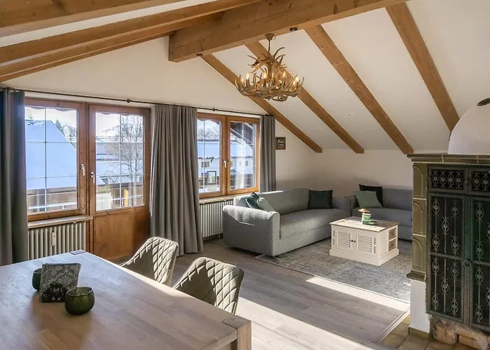 Appartement Sonnig, Balkon, Berge & Im Herzen Von Js1